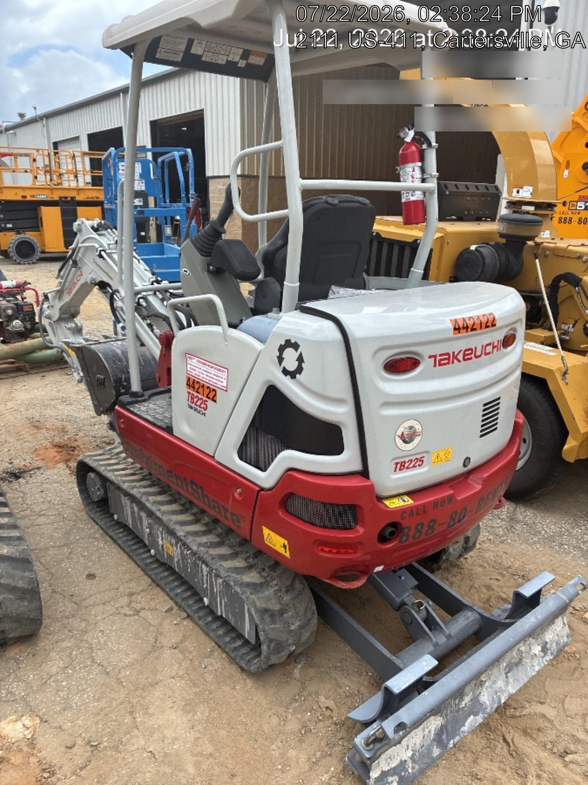 2023 TAKEUCHI TB225R
