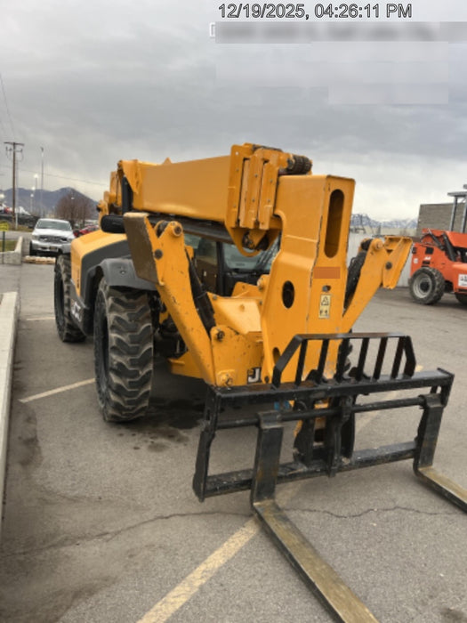 2020 JCB 510-56