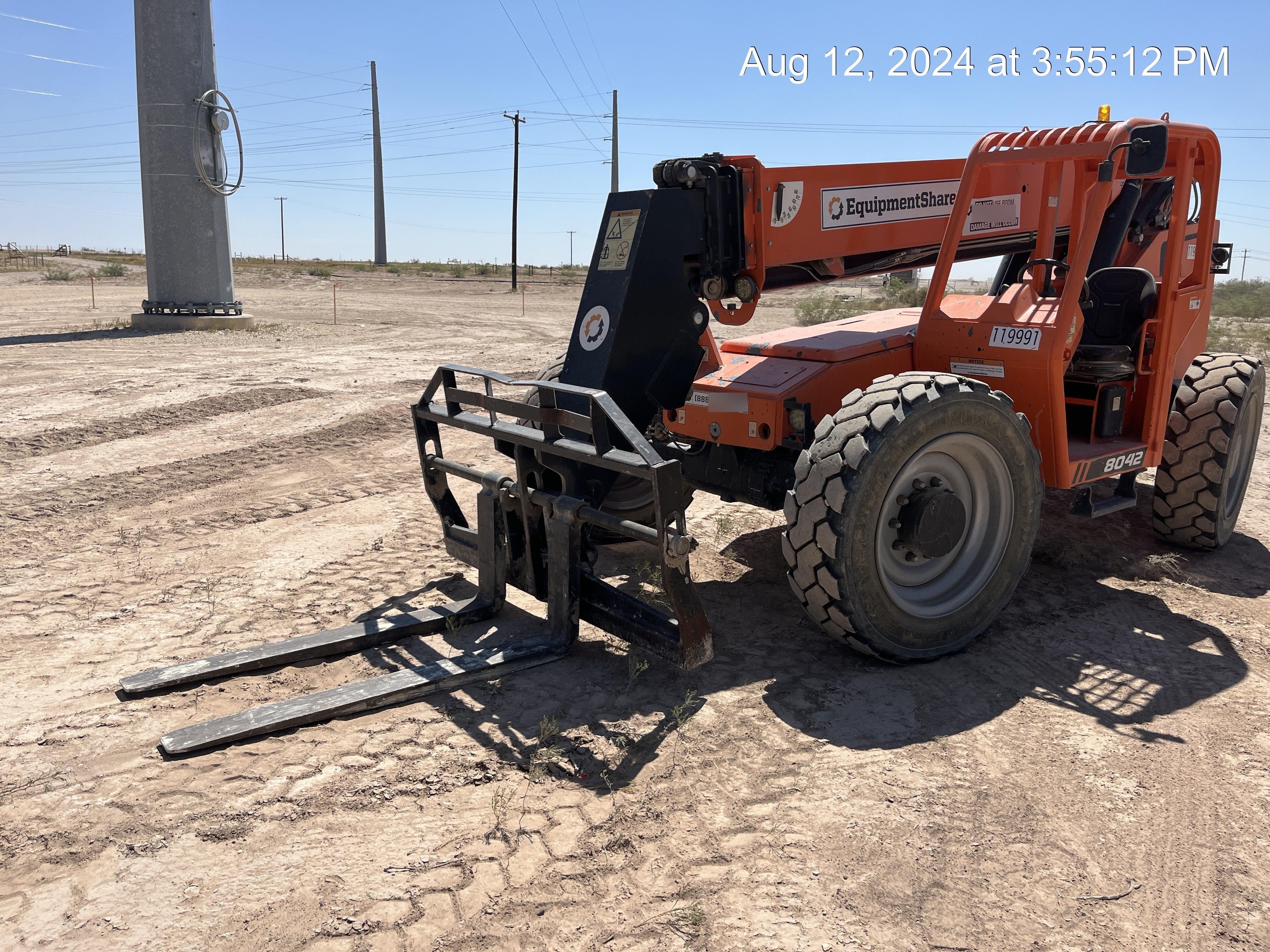 2021 SKYTRAK 8042