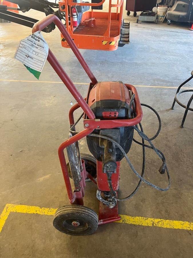 2021 HILTI TE 3000-AVR