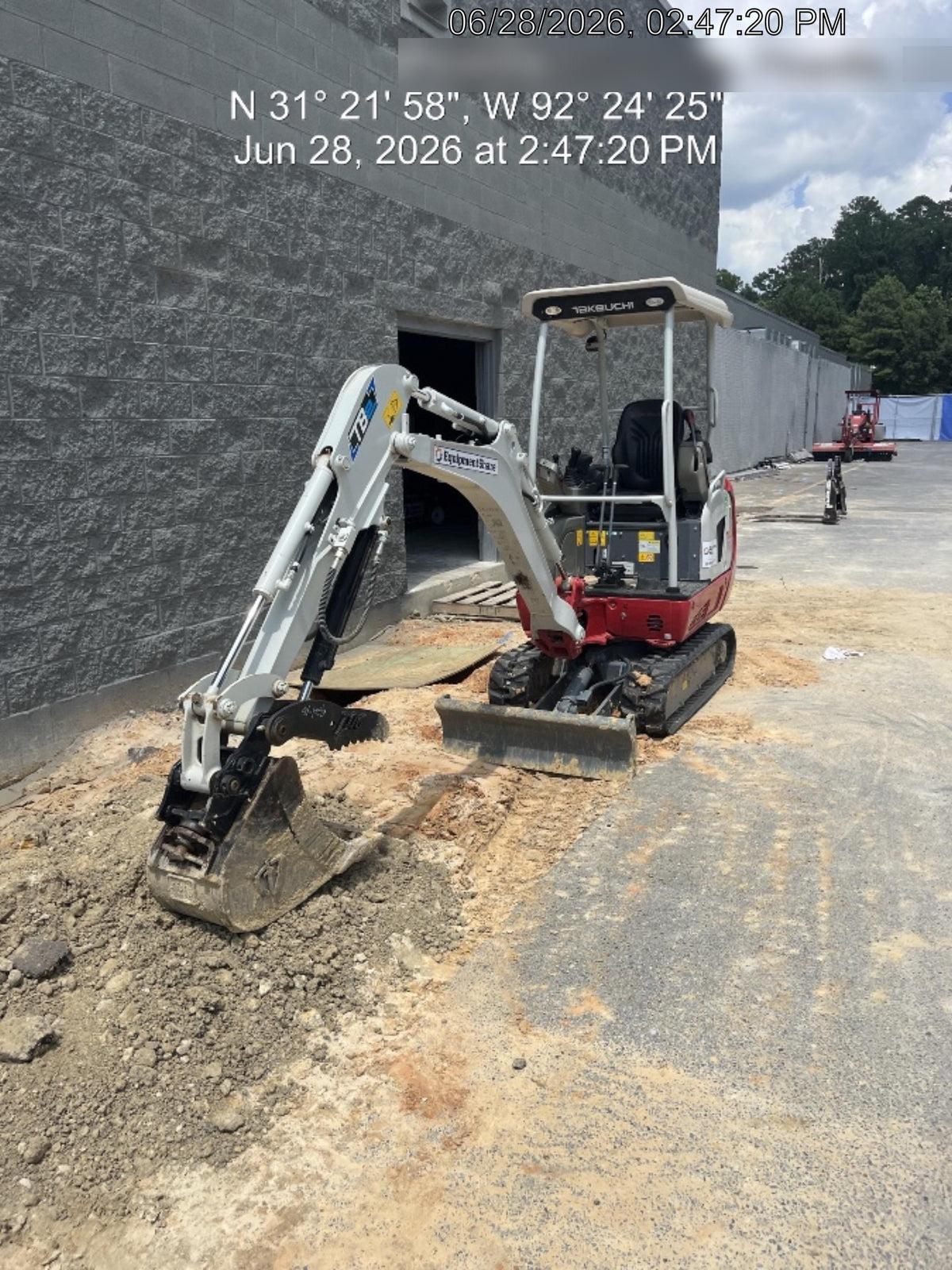 2023 TAKEUCHI TB20e