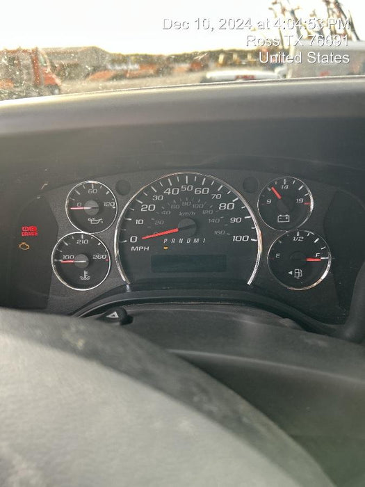 2023 CHEVROLET Express Van - Rental