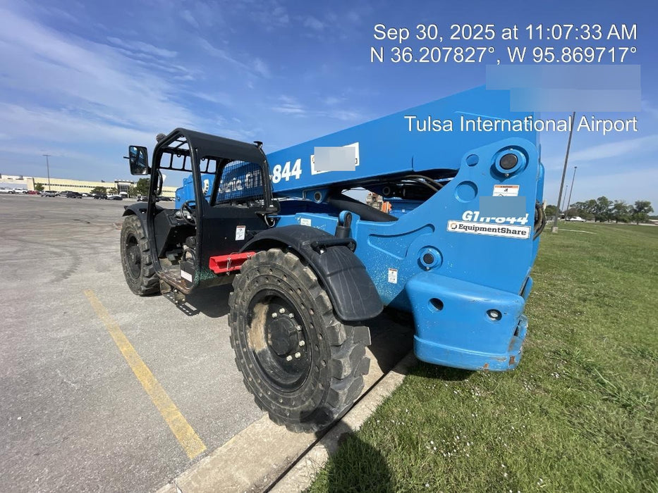 2019 Genie GTH-844 GTH-844 w/Open ROPS, FF Tires, beacon/work lights, 60" carriage/forks