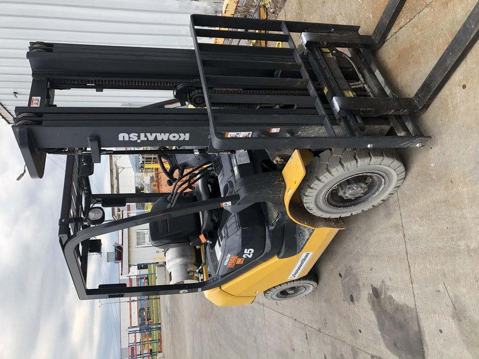 2020 KOMATSU FG25T-16