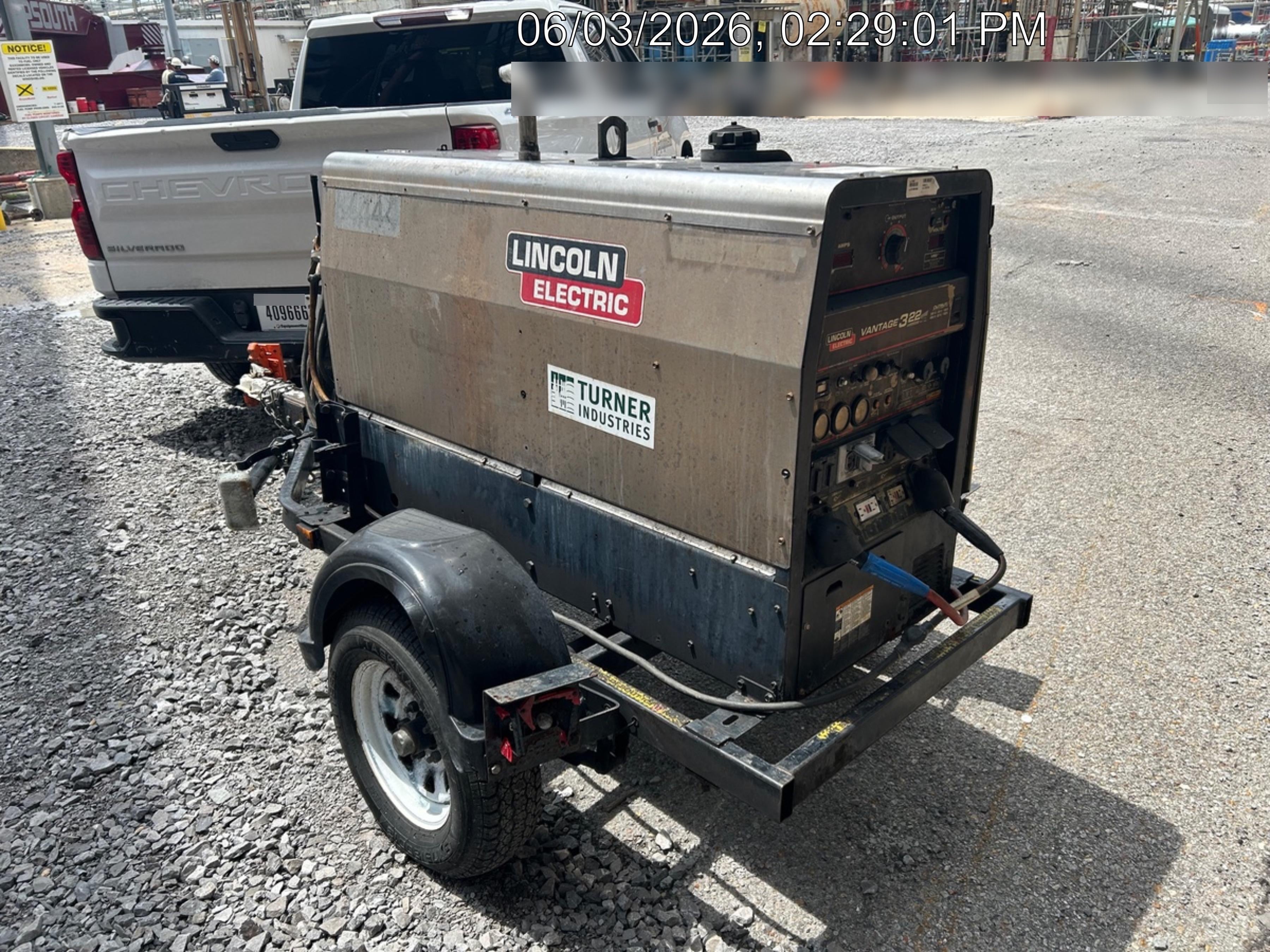 2019 Lincoln Vantage 322 Welder Ready-Pak 3, Two wheel trailer, Fender and Light kit, Cable Rack