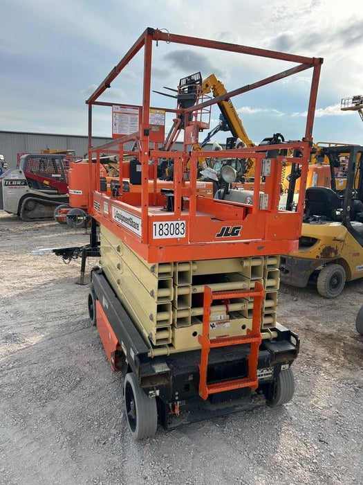 2021 JLG R3246