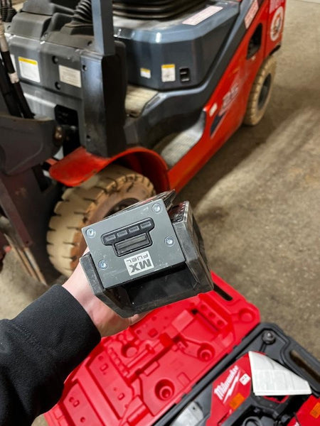 2025 MILWAUKEE MXF301-2CP
