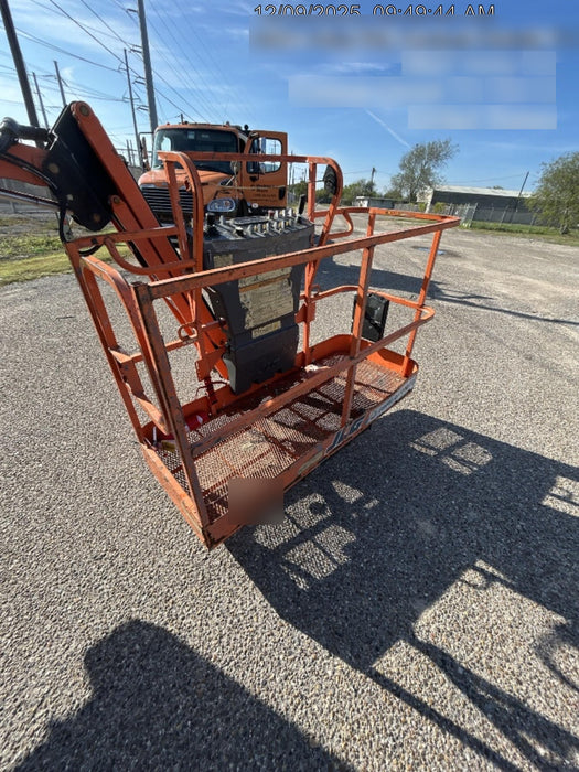 2019 JLG 450AJ