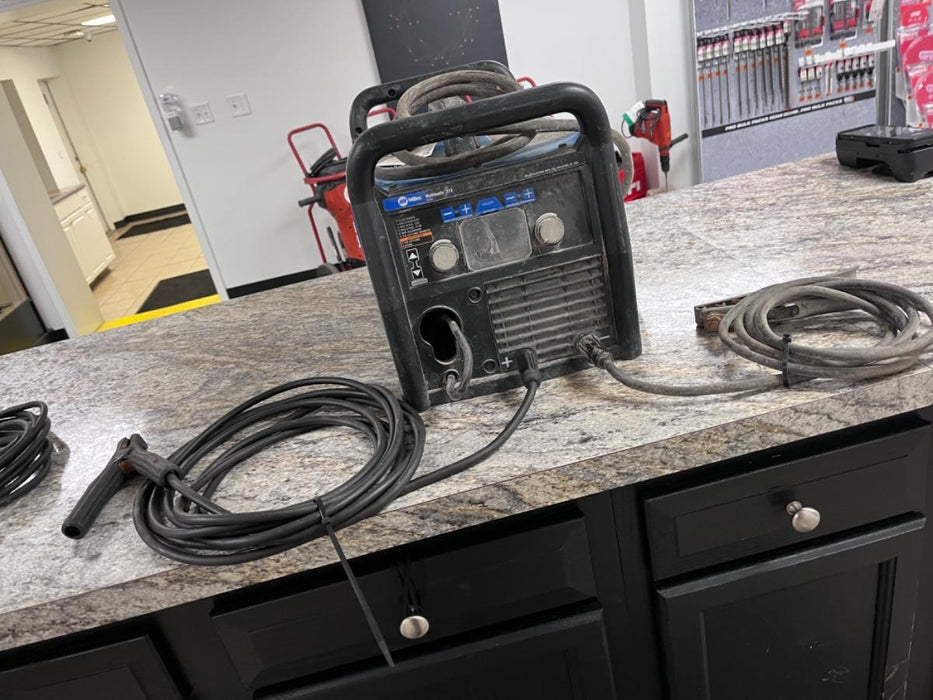 2020 MILLER ELECTRIC Multimatic 215