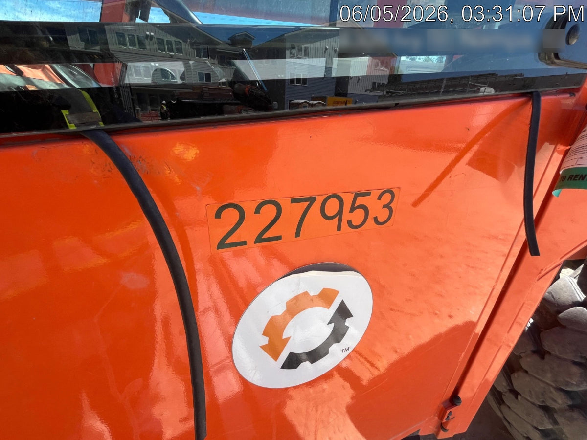 2022 SKYTRAK 10054