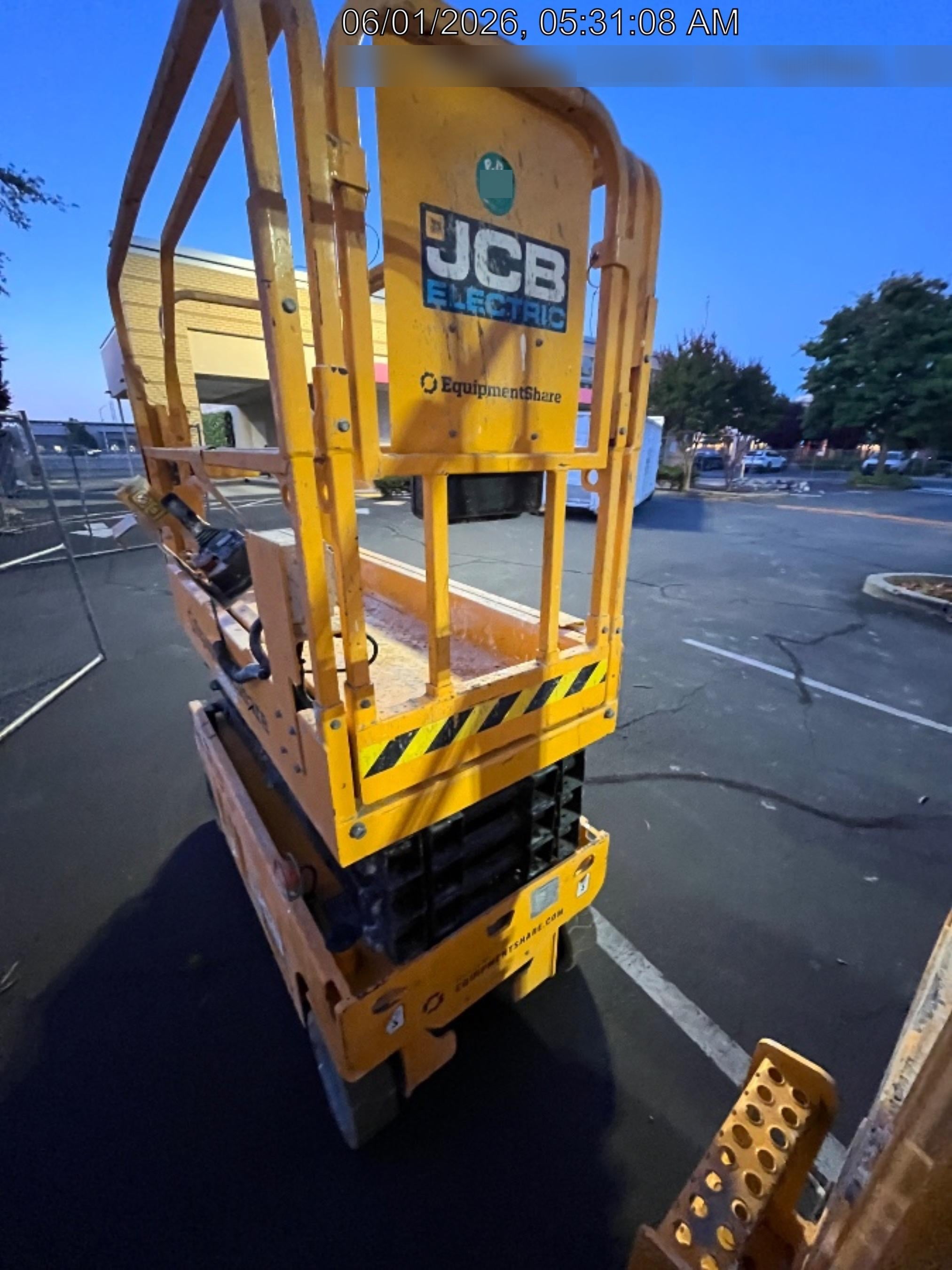 2024 JCB S1932E