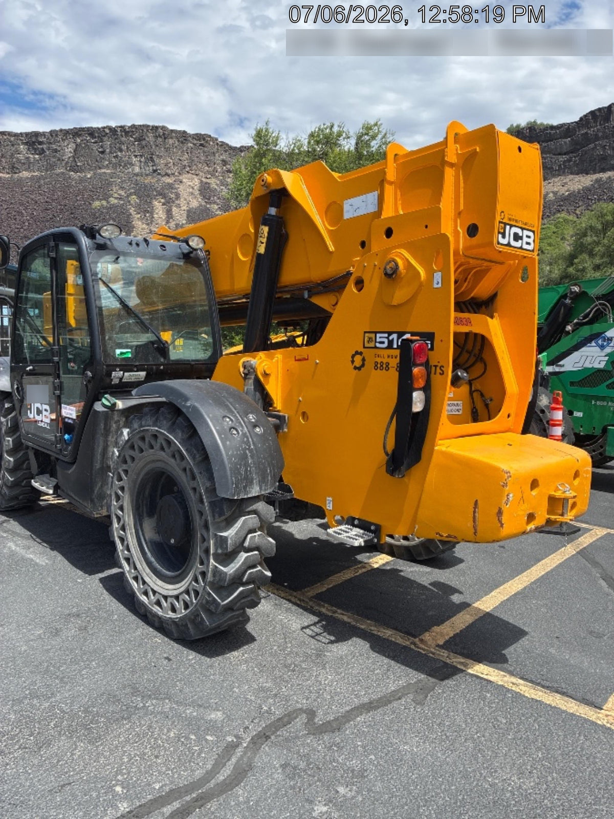 2023 JCB 514-56