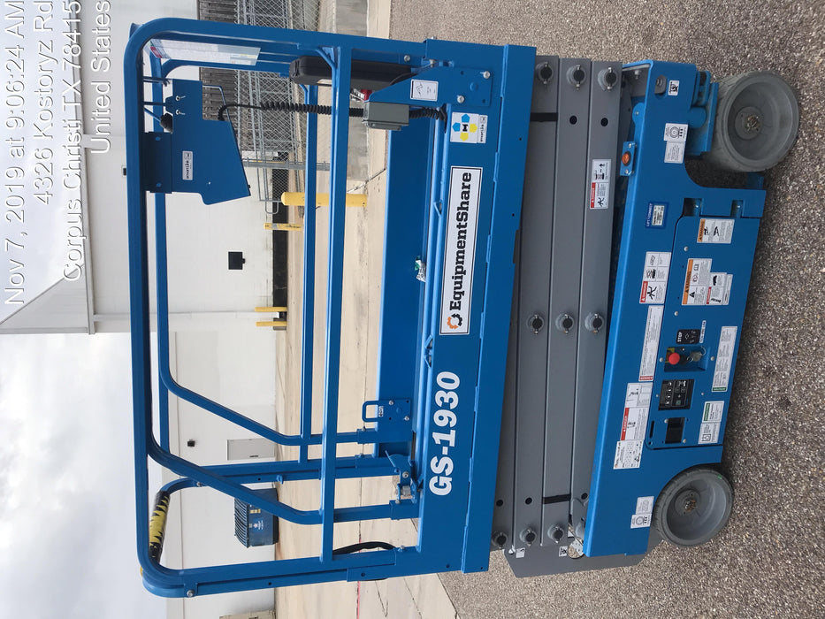 2019 Genie GS-1930 Fixed rails with chain Entry