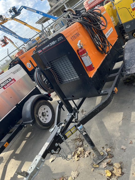 2021 Lincoln Electric Vantage 322 Vantage 322 Ready Pak 3 w/ Decals, ORANGE (includes trailer, cable rack, fender light kit) NO Telematics