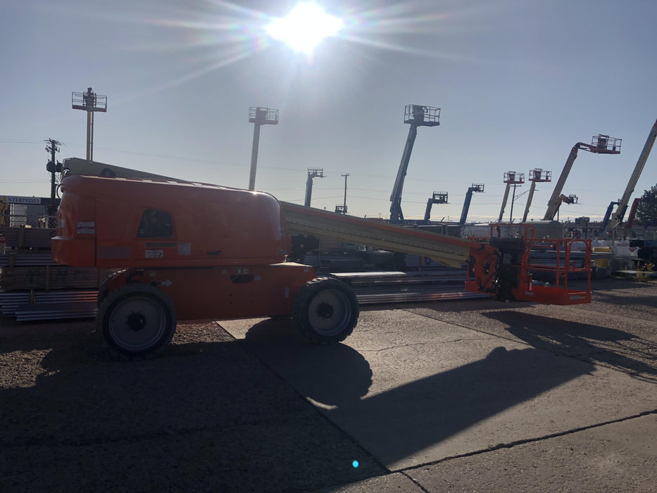 2019 JLG 660SJ