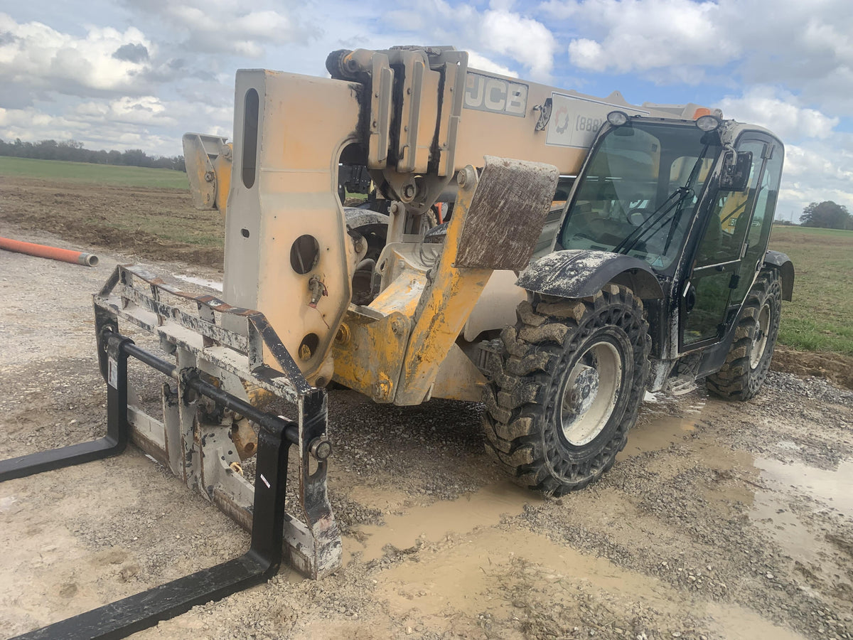 2021 JCB 512-56