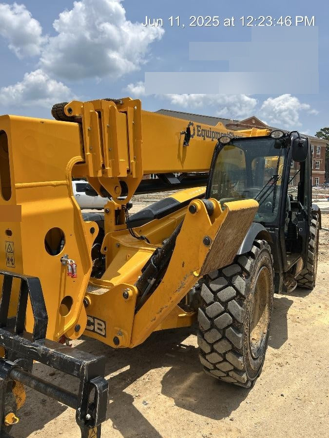 2025 JCB 510-56