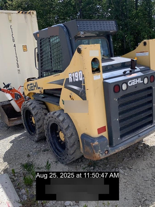 2016 GEHL R190