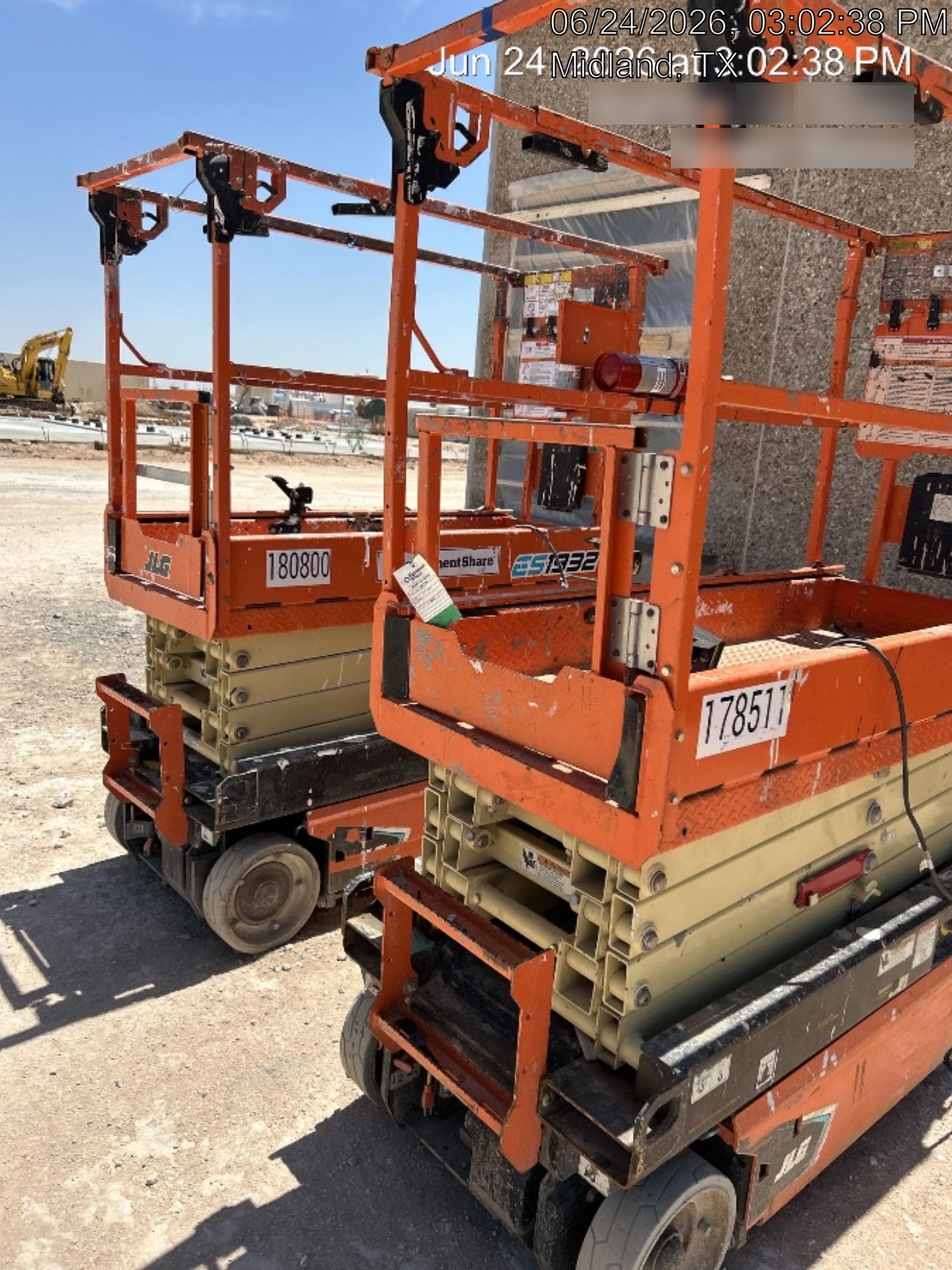 2021 JLG ES1932