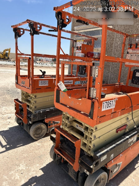 2021 JLG ES1932