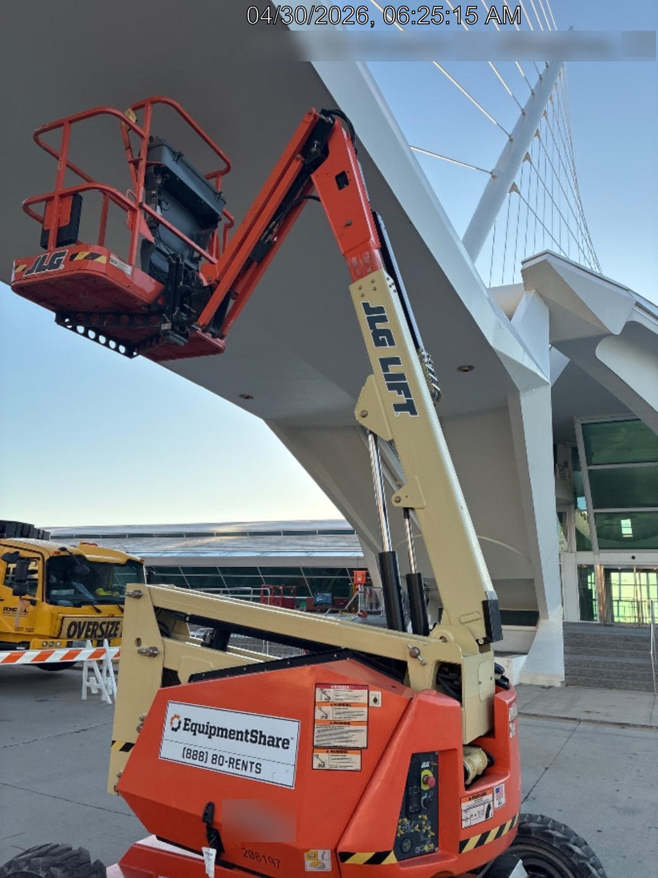 2022 JLG 340AJ