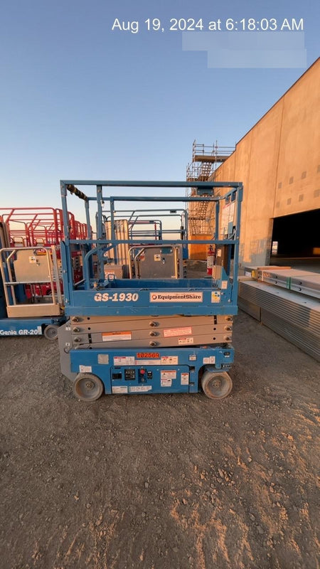 2020 Genie GS-1930 Solid Non Marking Tires, Beacon, Folding rails with half height swing gate, 800W Inverter