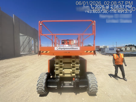 2021 JLG 430LRT
