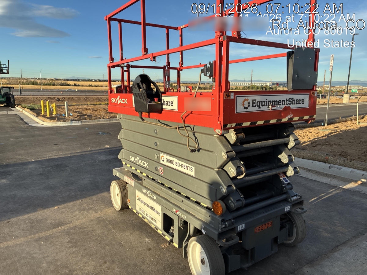 2023 SKYJACK SJ4740