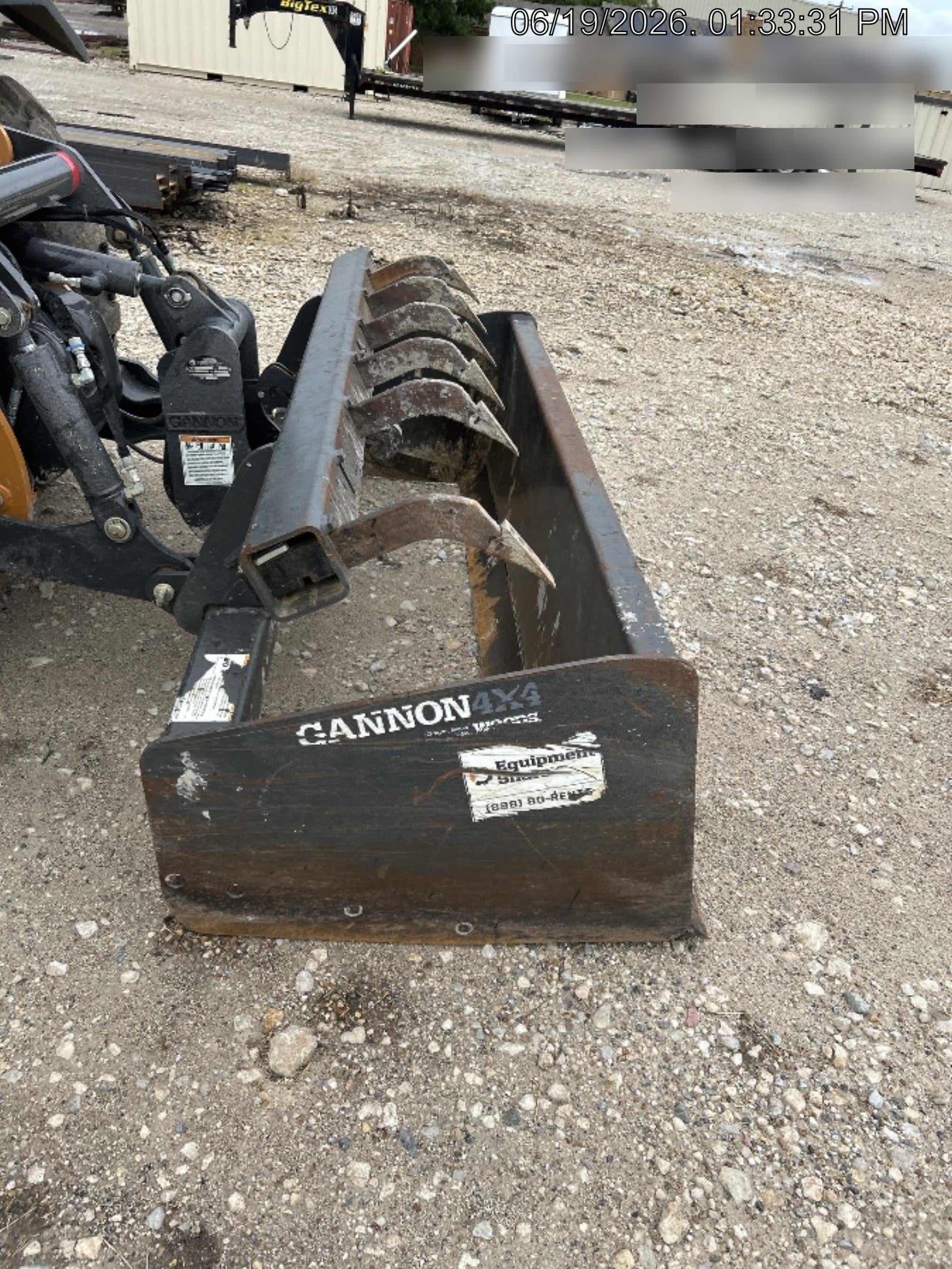2022 CASE 570N EP