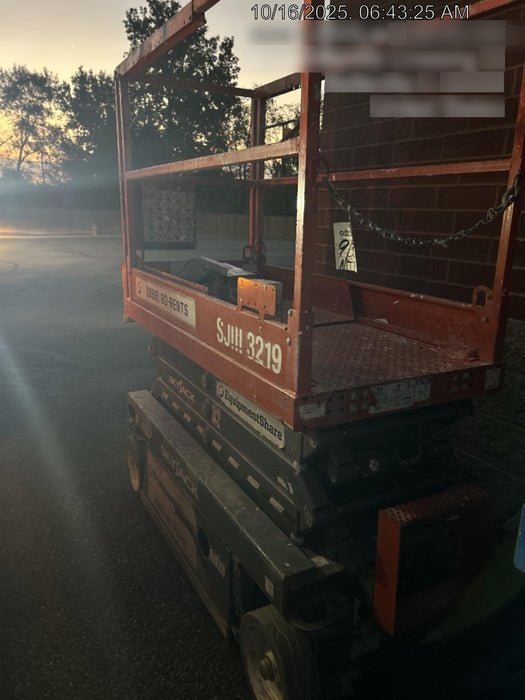 2019 Skyjack SJIII-3219 Standard Options, Trojan Batteries