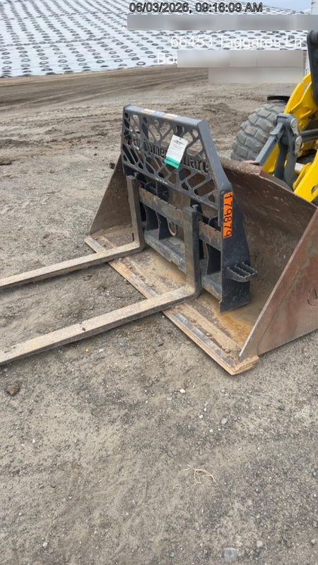 2021 PALADIN 48" Pallet Forks - Paladin