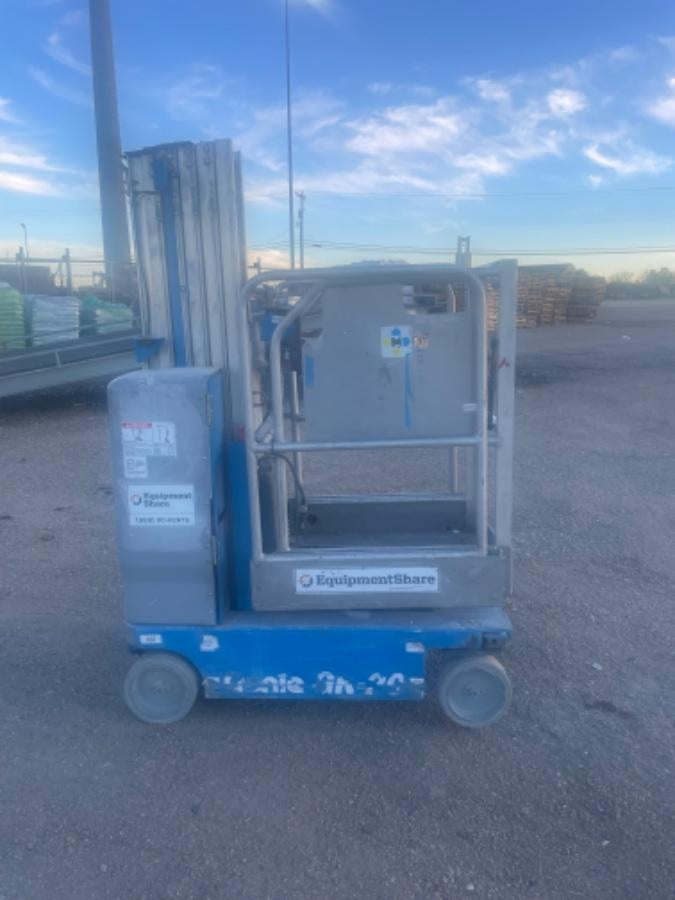 2020 GENIE GR-20