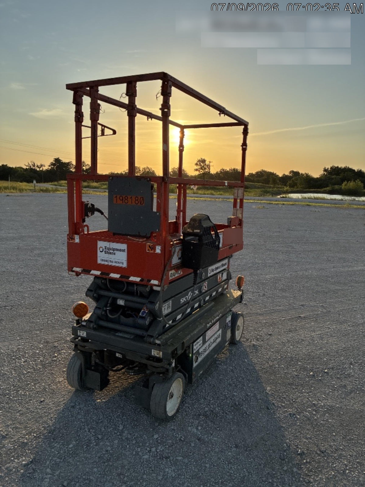 2021 SKYJACK SJ3219