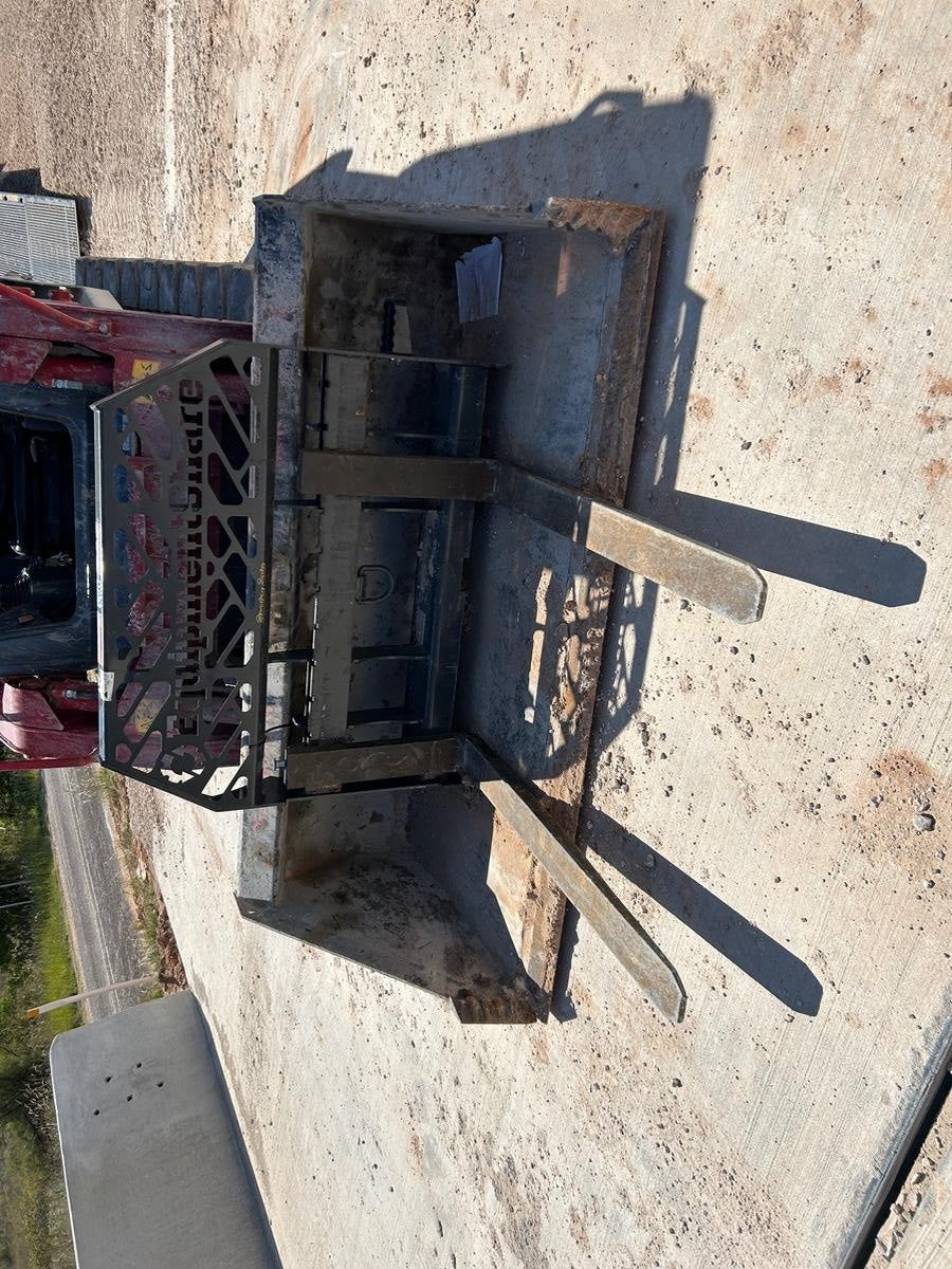 2025 PALADIN 72" Skid Steer Forks