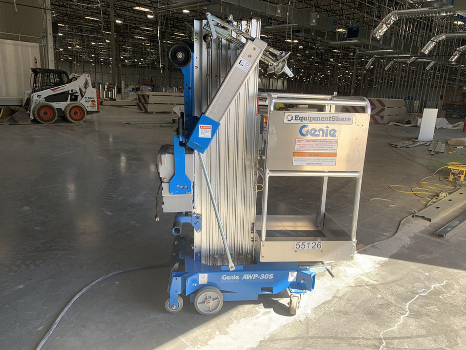 2019 GENIE AWP-30S