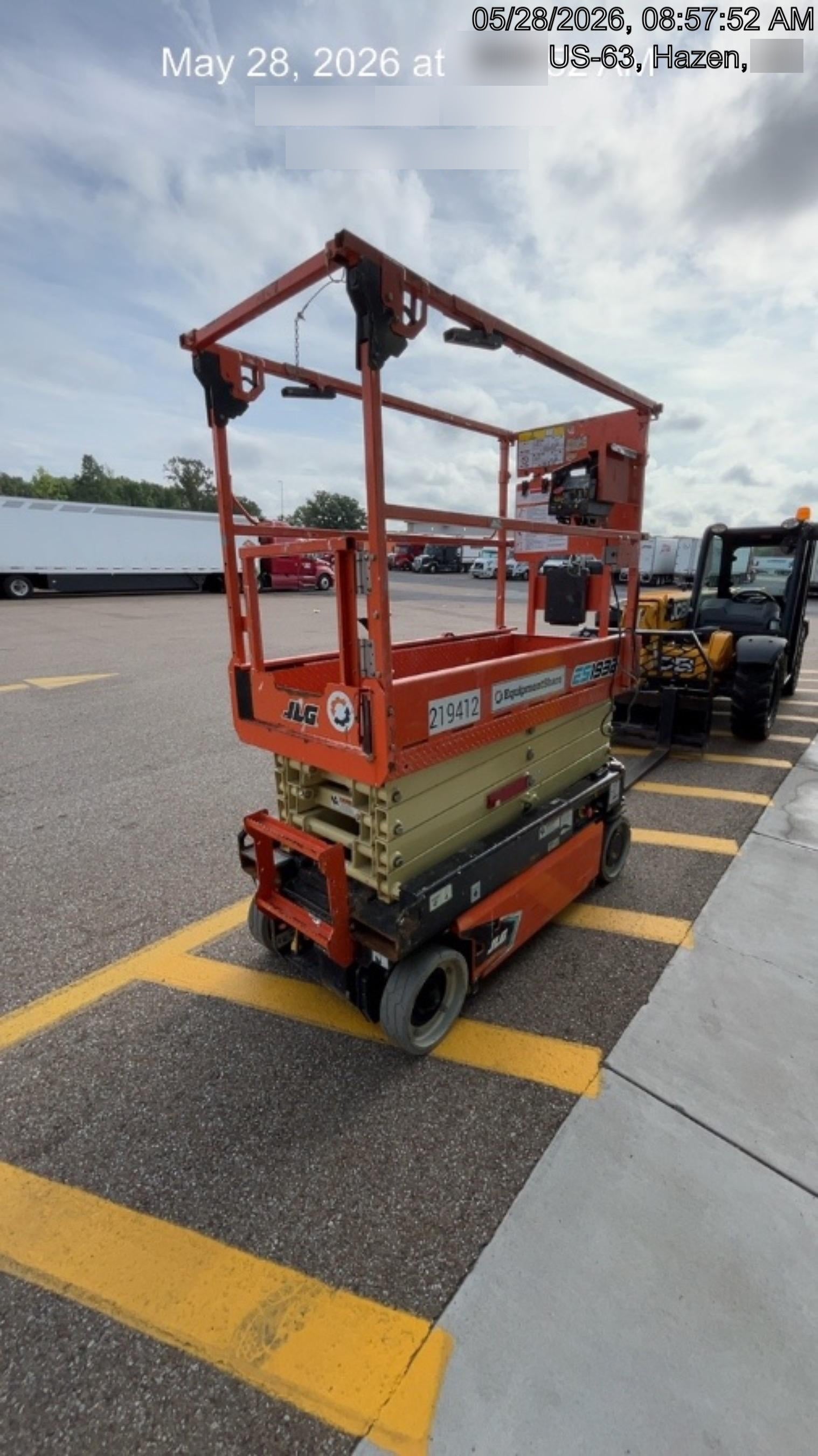 2022 JLG ES1932