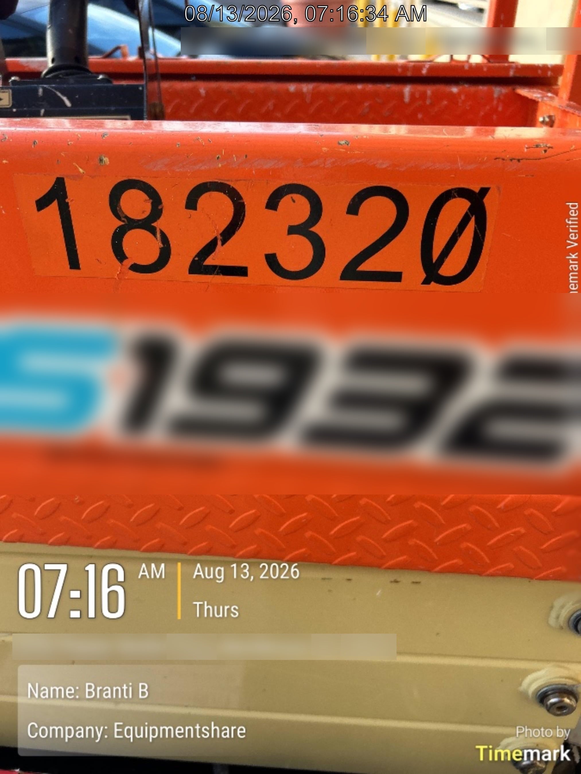 2021 JLG ES1932