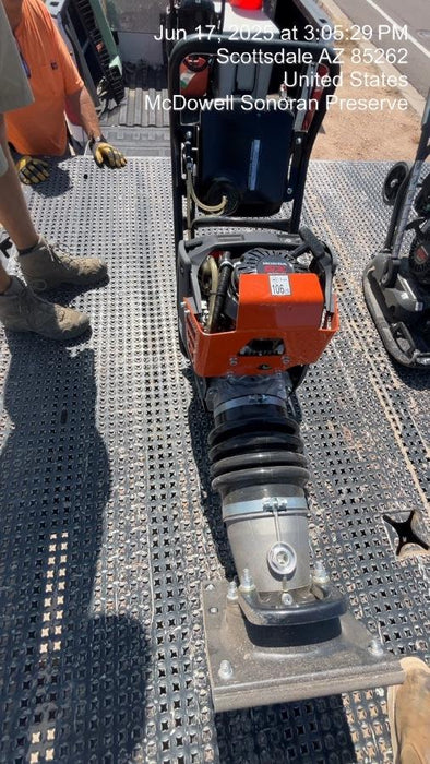 2025 HUSQVARNA LT6005