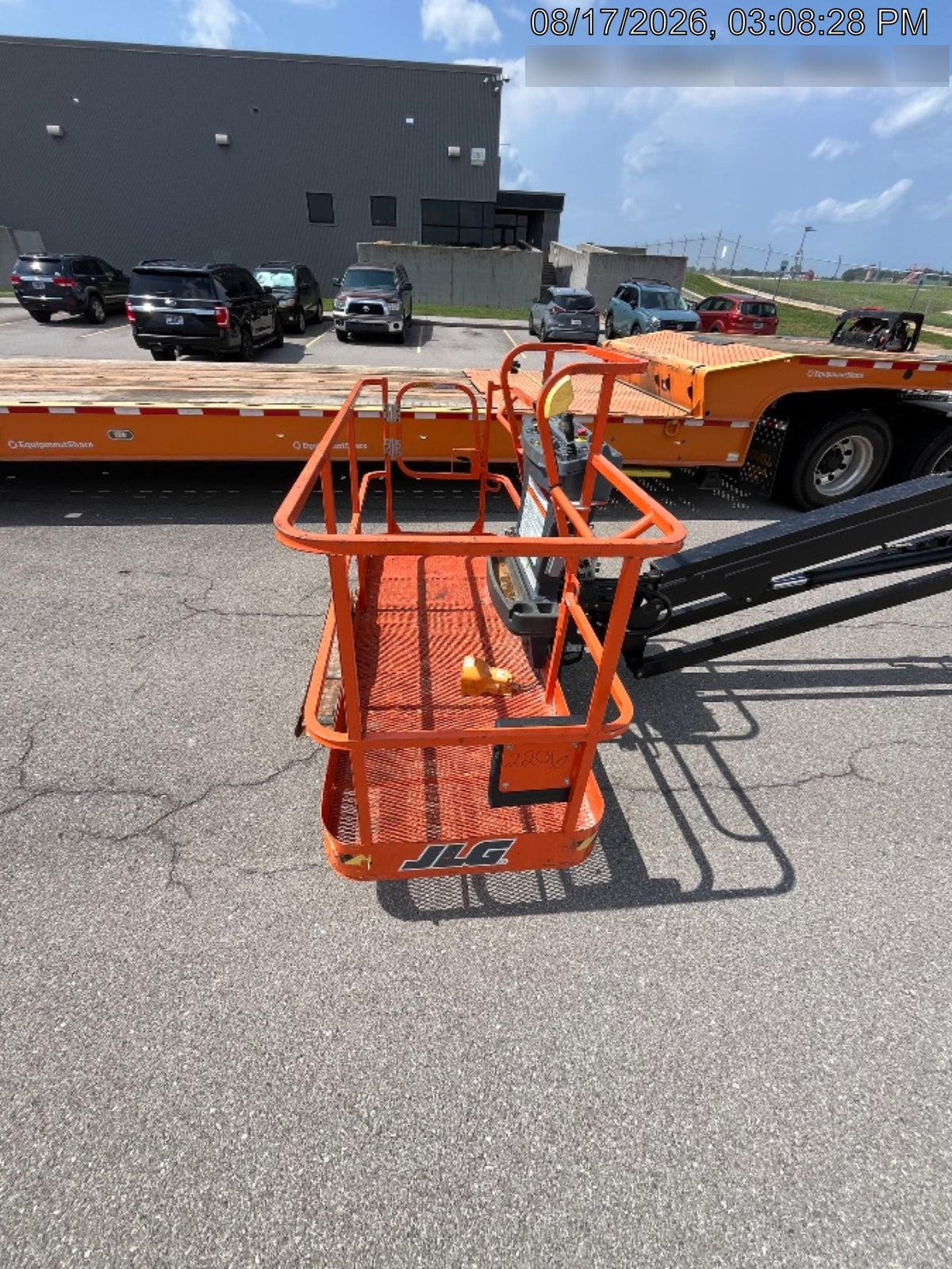 2025 JLG 660SJ