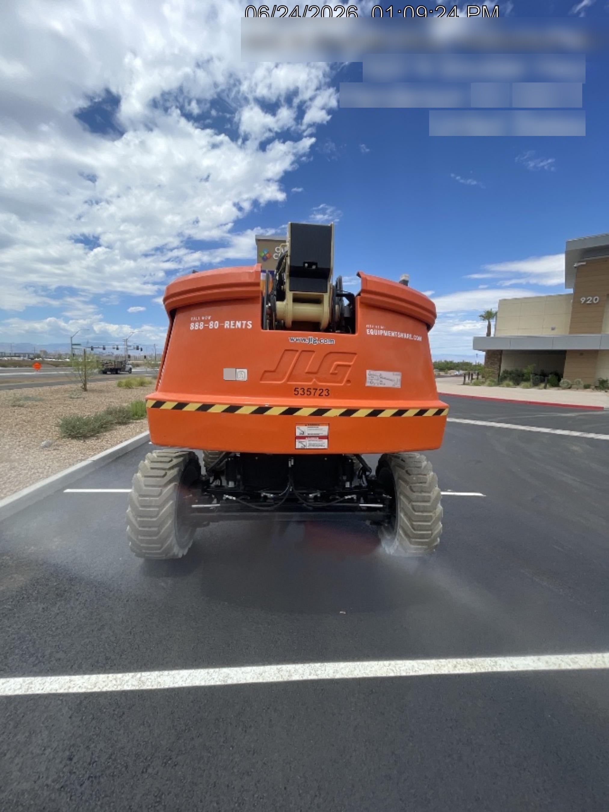 2025 JLG 660SJ