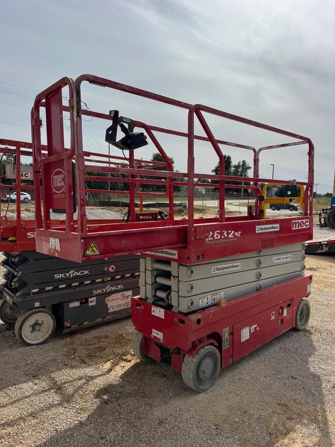 2021 MEC 2632SE