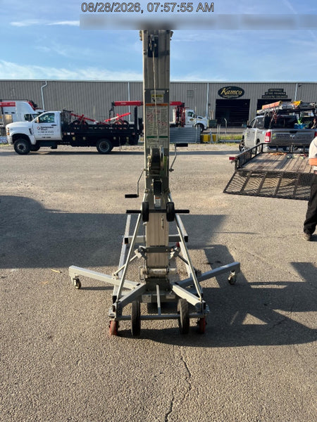 2023 GENIE SLC-24