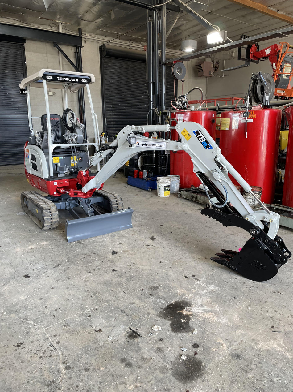 2022 TAKEUCHI TB20e