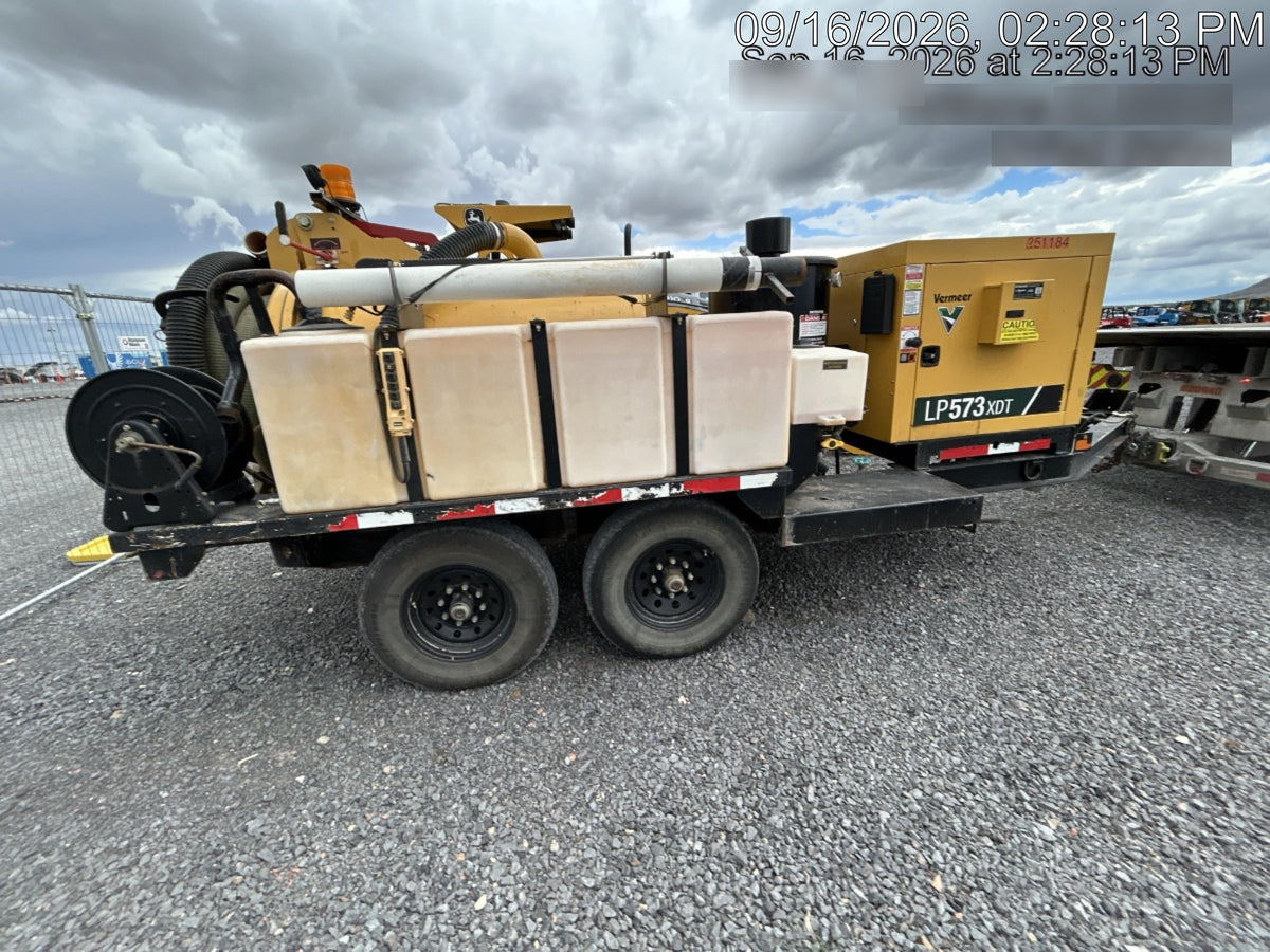 2022 Vac-Tron LP573XDT T4 Koehler Diesel Engine, 500 Gallon Debris Tank, x2 100 Gallon Water Tanks