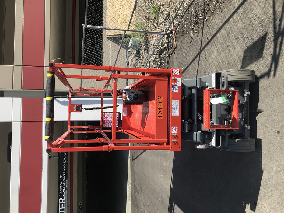 2020 Skyjack SJIII-3220 Solid NM Tires, Half height spring hinged entry gate, Dual Beacons, 6' Powered Extension Deck