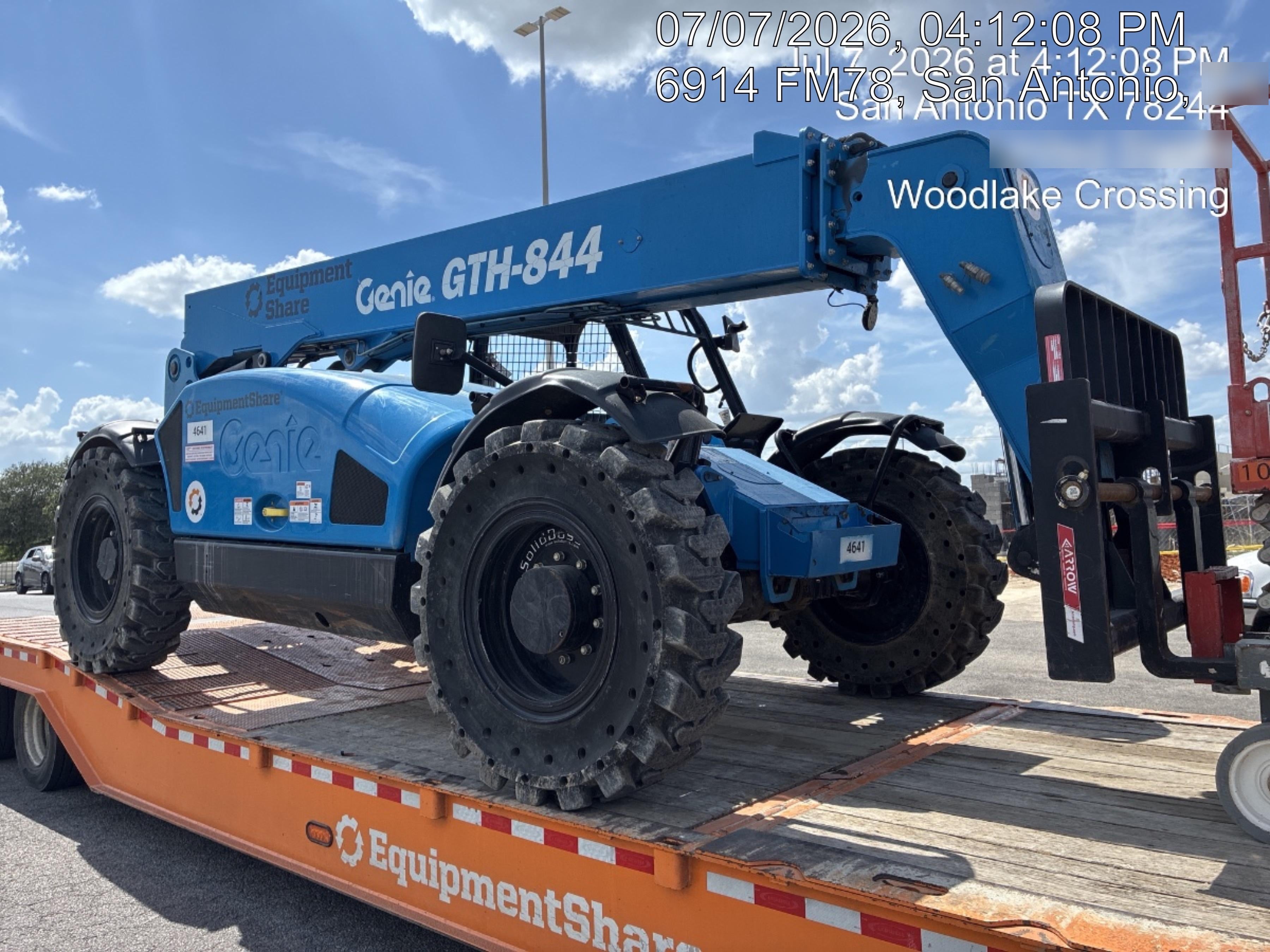 2017 GENIE GTH-844