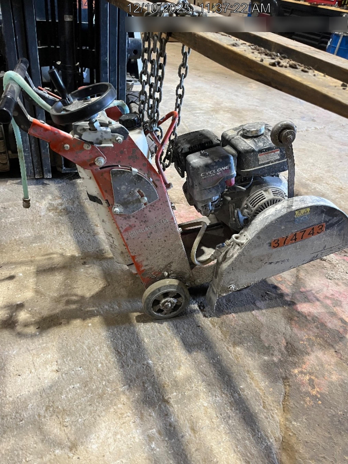 2023 HUSQVARNA FS400