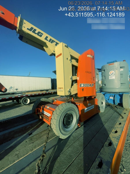 2021 JLG E300AJP