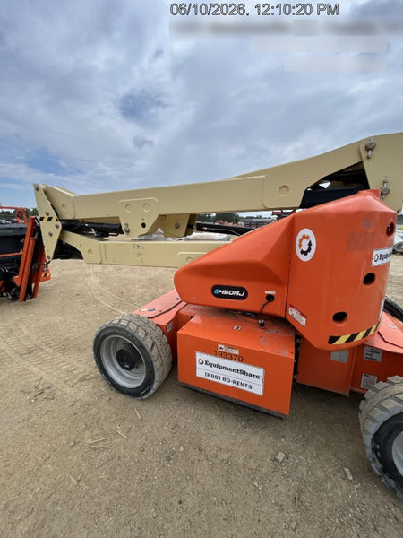 2021 JLG E450AJ