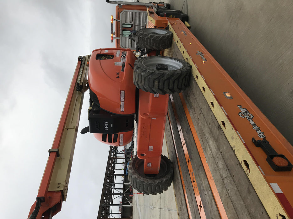 2019 JLG 600AJ